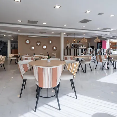 فندق إكس إيستبونا ثالاسو آند سبا - للبالغين فقط إِستيبونا